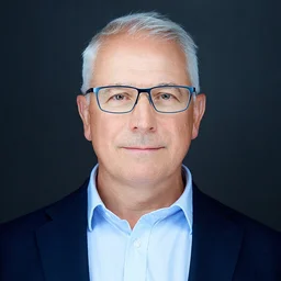 Varga Zoltán ötvösmester, MODELLO Intézet